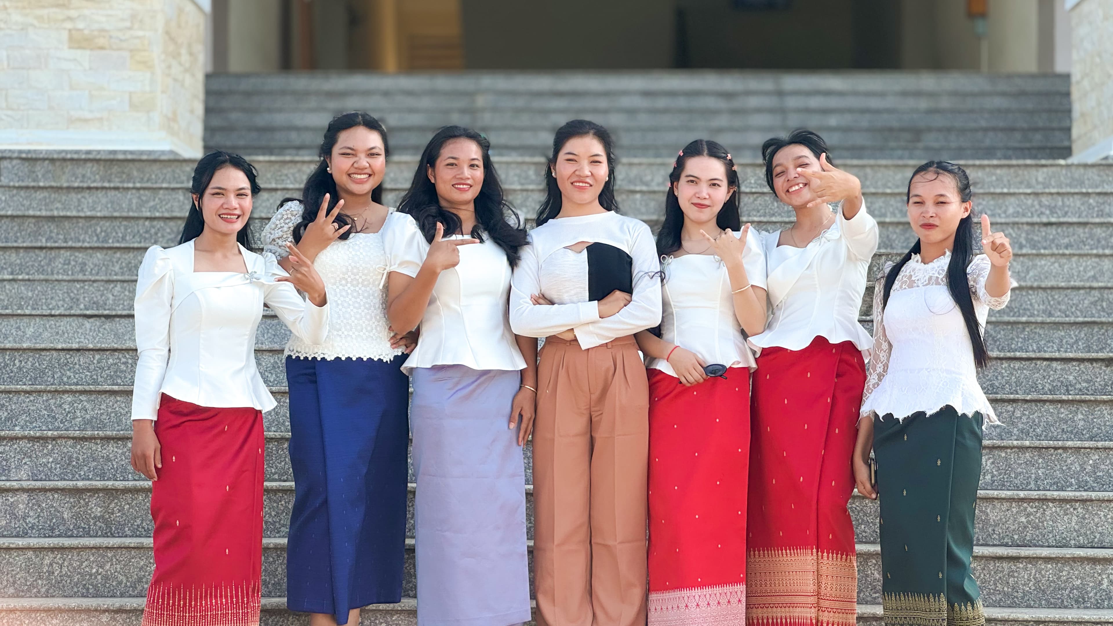 មិត្តភក្តិ